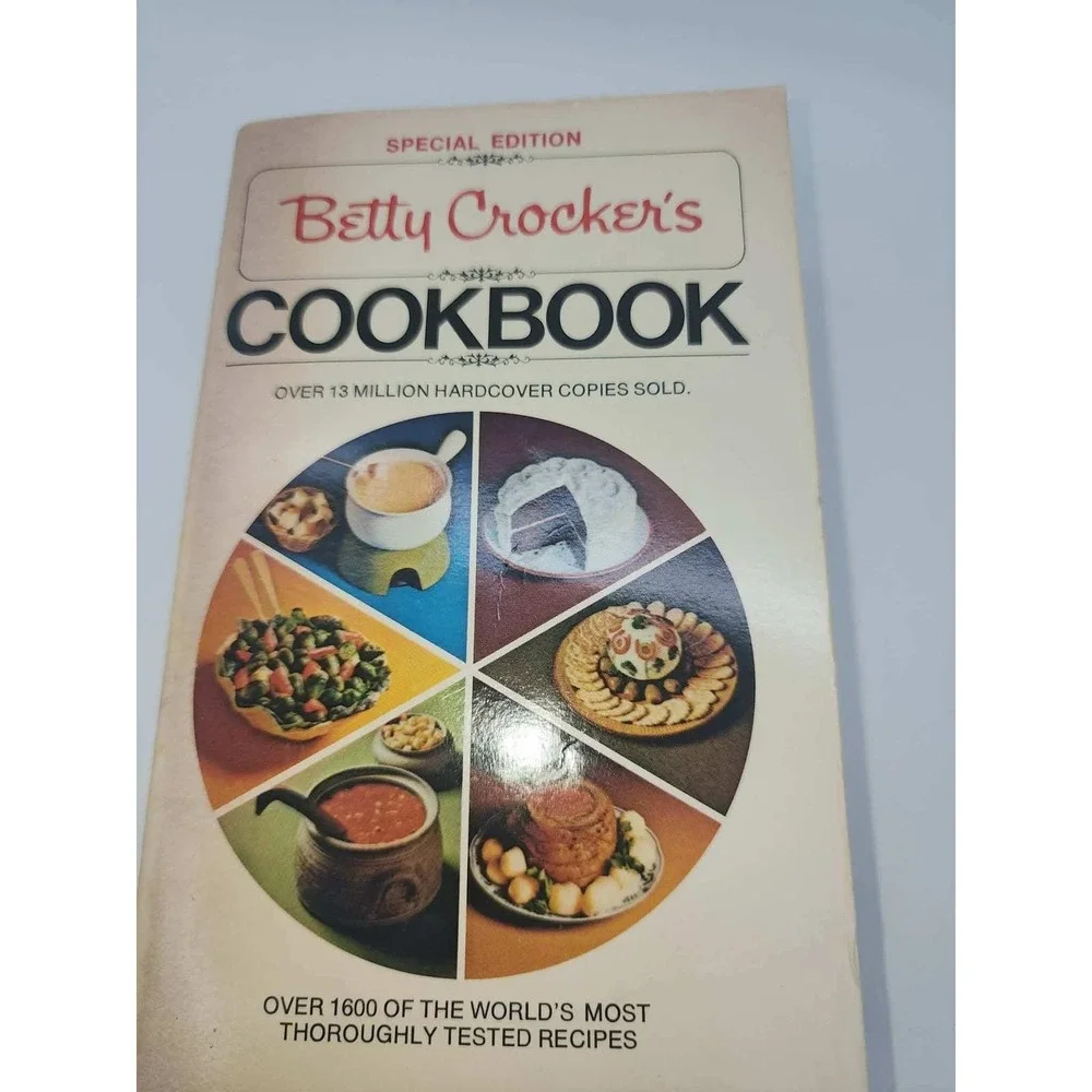 Vintage Cooking with Betty Crocker 4 Book Boxed Set Cookbook Desserts 1970s